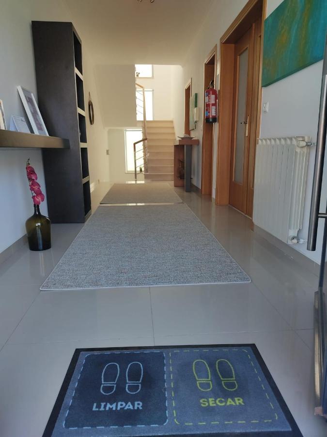 Hotel Blue Bird House - BBH à Figueira da Foz Extérieur photo