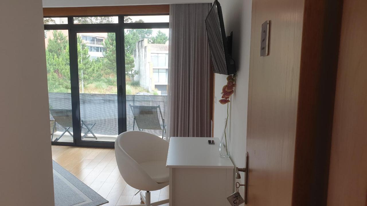 Hotel Blue Bird House - BBH à Figueira da Foz Extérieur photo